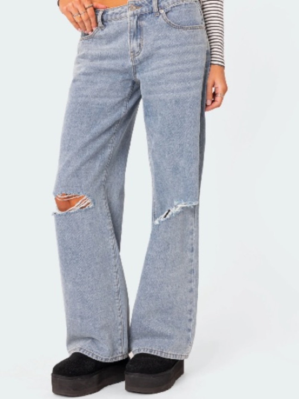 Edikted Blue Debbie Distressed Jeans